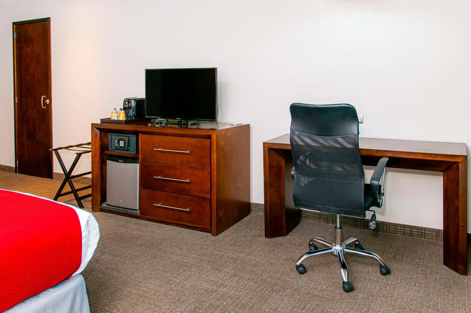 Best Western Plus Santa Cecilia Pachuca מראה חיצוני תמונה